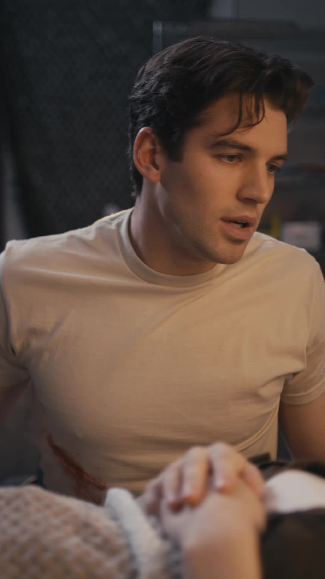 Episódio 15 - Amor Proibido em Guerra